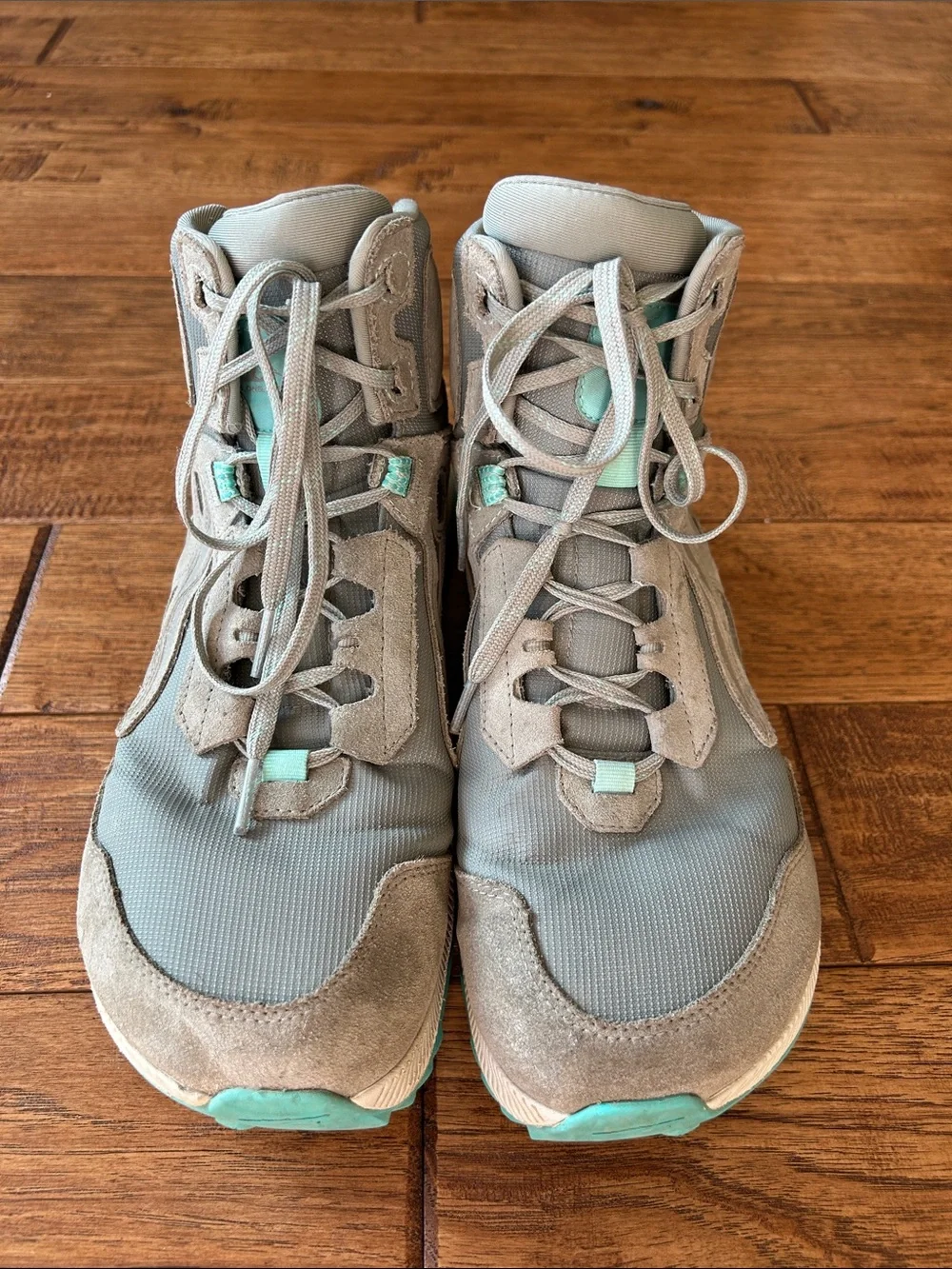 Altra Lone Peak Hiker 2 Mid Hiking Boots Gray / Green Foot Shape Women’s Size 10